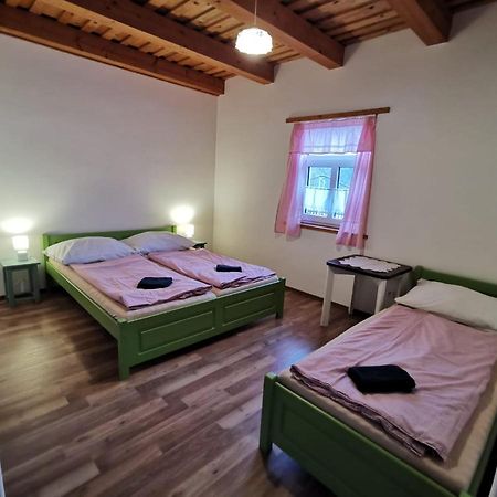 Chalupa Na Mlyne Přítluky Extérieur photo